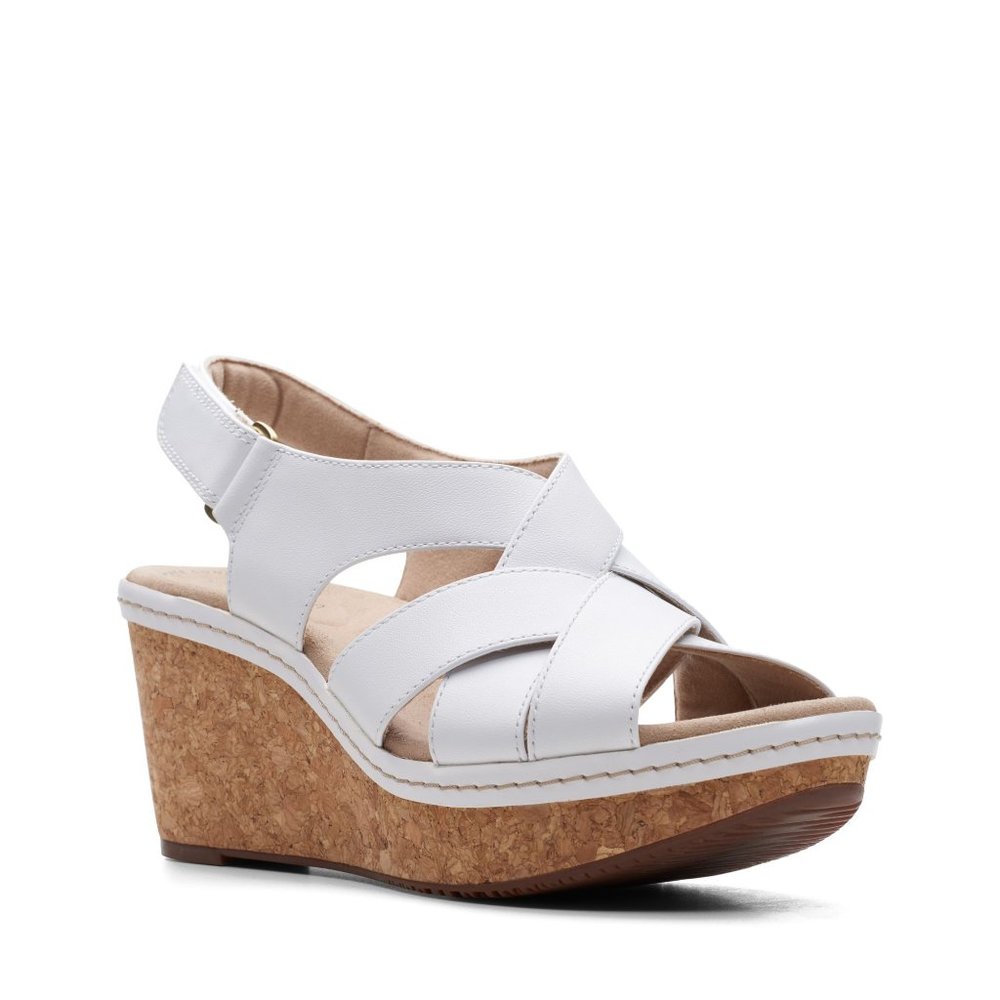 BNIB Clarks Annadel Pearl Wedge Sandal - White